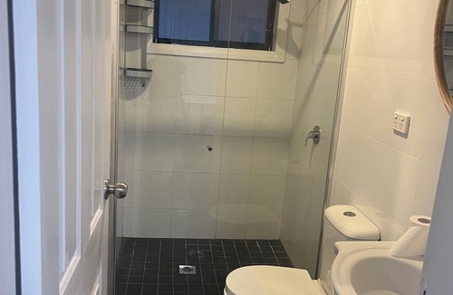 Croydon Apartment | Cozy 2BR furnished city centre
