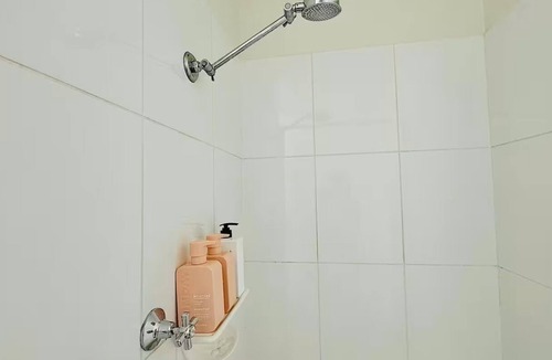 East Albury Apartment | Cozy 2BR Retreat, 3-Minute Drive to Albury Airport