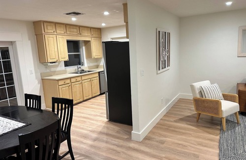 Lake Mary House | Cozy 3/2 in downtown quaint Lake Mary, FL with AC and fenced in yard