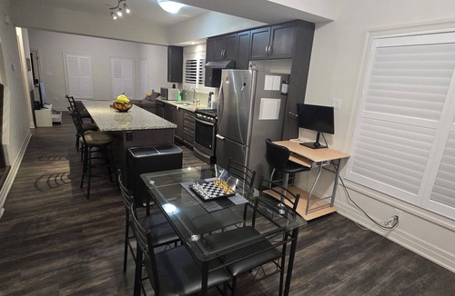 Kitchener House | Cozy 3-Bed home with free Parking & Wifi. Near Convenience, Trails, Attractions