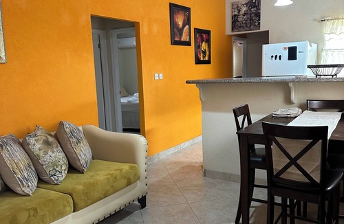 Charnocks House | Cozy 3 bedroom 2 bathroom house in a secure neighborhood with dining & amenities