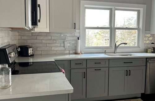 West Townshend Ski Chalet | Cozy 3 bedroom 2 bathroom chalet centrally located in Southern Vermont.