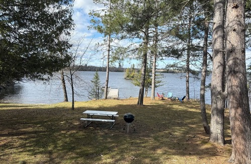 Tower Cabin | Cozy 3 bedroom cabin centrally located at Moccasin Point, Lake Vermilion.