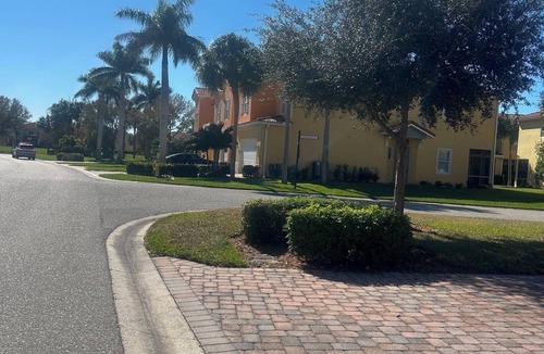 Biggar Condo | Cozy 3-bedroom condo in perfect Fort Myers with AC
