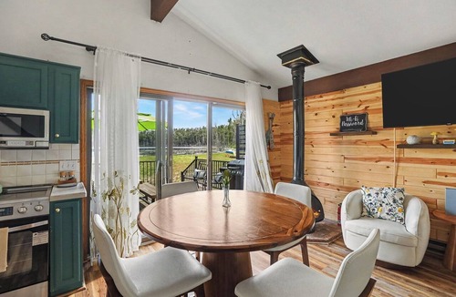 Gaylord House | Cozy 3-bedroom home near Boyne, Otsego, and Treetops - Full of Amenities