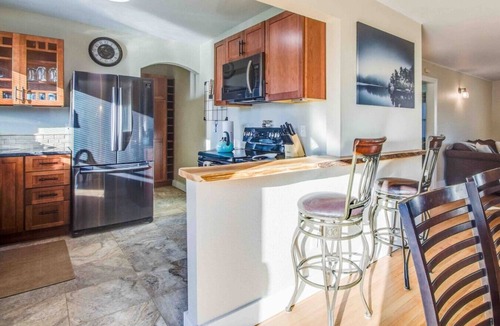 Friendly House | Cozy 3-Bedroom Home with EV 240Vcharger