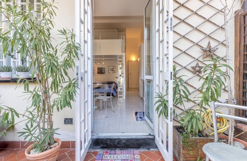 Bolognina House | Cozy 39m2 studio, ideal for an adult and a child up to 10 years old, located on the ground floor in lively Bolognina district. The location is strategic: the Fair, Tecnopolo & ring road are easily reachable, as are Central Station, the new Municipality h