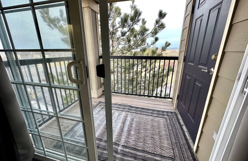 Parker Condo | Cozy 3bd/3ba with pool and gym in charming Parker. MONTH-TO- MONTH RENTALS
