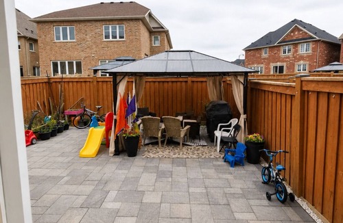 Mount Pleasant House | Cozy 3BR Caledon Retreat with Patio & Outdoor BBQ
