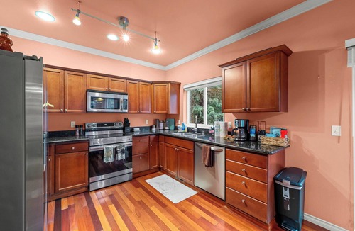 Maple Valley House | Cozy 3BR House with Lake View near Hiking Trails