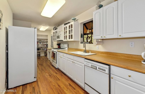 Overgaard Cabin | Cozy 4-bedroom cabin in charming Heber-Overgaard with WiFi
