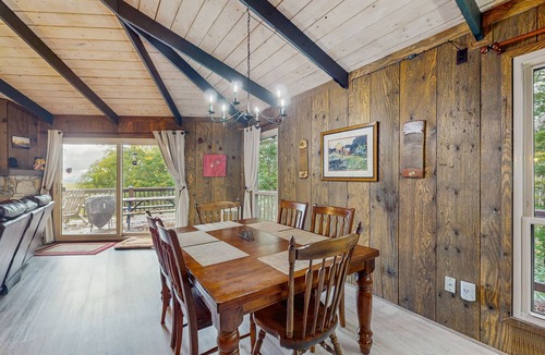 Beech Mountain Cottage | Cozy 4BR Beech Mountain cottage with views, adventure, and comfort for all.