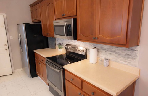 Madison House | Cozy 4BR Getaway, Yard,Fire Pit,Near Huntsville