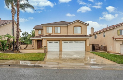 Riverside House | Cozy 4BR3B｜Garage & Street Parking｜Pet Okay｜Backyard｜Perfect For Insured #42015