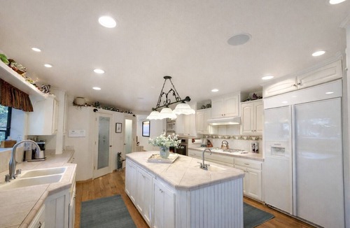 Stateline House | Cozy 5 BR Home, Close to Heavenly, Mountain Bike Trails, & Downtown (SL371)