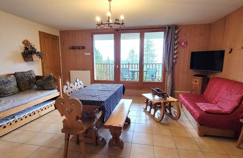 Saint-Michel-de-Chaillol Apartment | Cozy 6-Person Apartment in Ski Resort with South Terrace, Parking, and Free WIFI