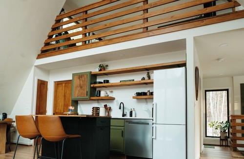 Cavendish Cabin | Cozy A frame Cabin in Proctorsville