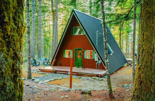 Seabeck Cabin | Cozy A-Frame Cabin, Private Hot tub and Hood Canal view. Pet-Friendly!