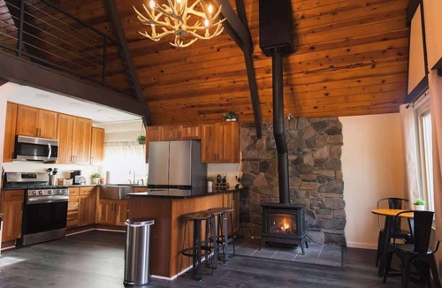 Kachina Village Cabin | Cozy A-Frame with Fenced Yard