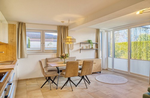 Volders Apartment | Cozy accommodation in a quiet location with a view of the Tyrolean mountains
