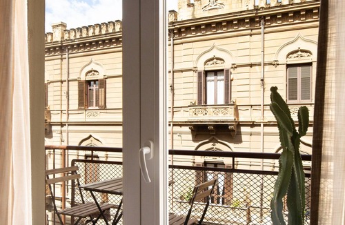 Borgo Vecchio Apartment | Cozy accommodation in the center of Palermo within walking distance of Via Libertà.