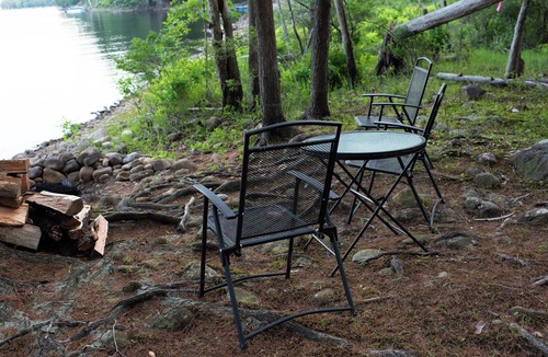 Hadley Cottage | Cozy Adirondack Cottage Getaway