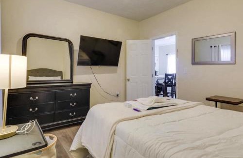 Worcester Apartment | Cozy Adventure Filled Escape Free parking apts