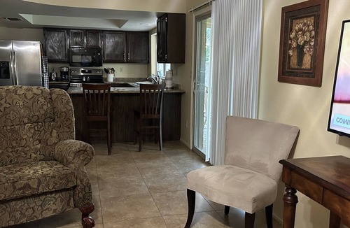 Desert Foothills Estates House | Cozy Ahwatukee home: mountain view, trails, golf & ASU. Pets allowed.