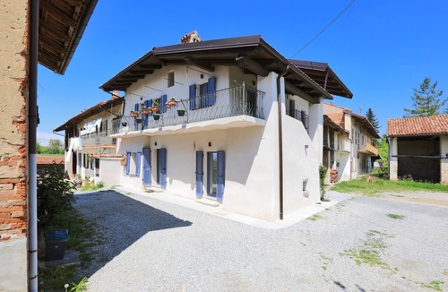 Dogliani House | Cozy and charming vacation home in Langhe, for families/small groups