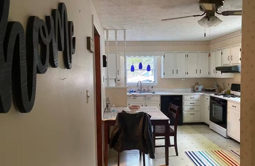Wheeling House | Cozy and Classic home in Wheeling, West Virginia