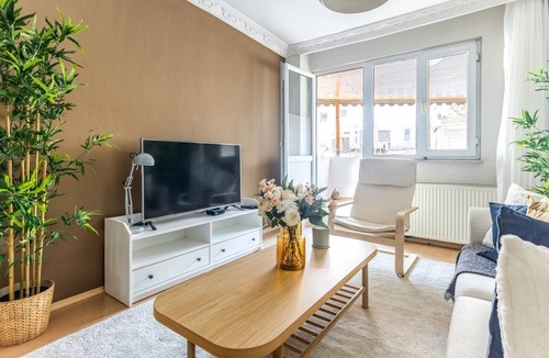 Galata Apartment | Cozy and Classy Flat Near Taksim Square in Beyoglu