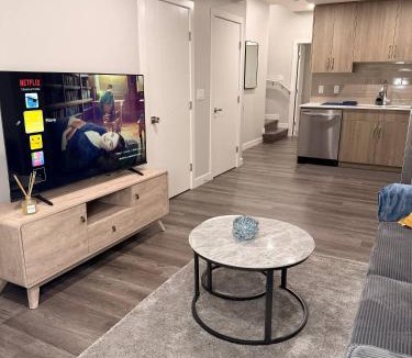 Calgary House | Cozy and comfortable