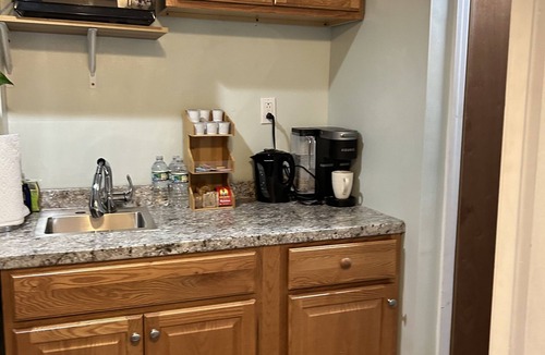 Queens Apartment | Cozy and comfortable studio room on lower level of townhouse with private entry
