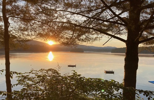 Center Harbor Cottage | Cozy and comfortable cottage on Squam