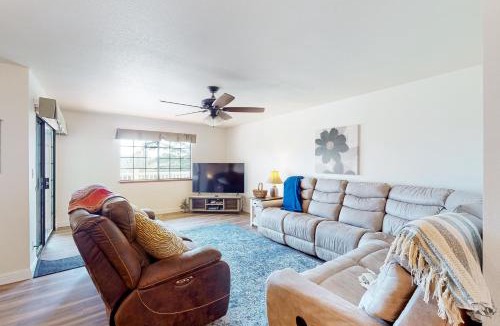 Yosemite Forks House | Cozy and Comfortable Yosemite Portal