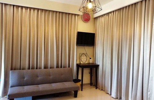 Bangkok City Centre Apartment | Cozy and Convenient Studio Loft with Kitchen and Private bathroom near ICONSIAM