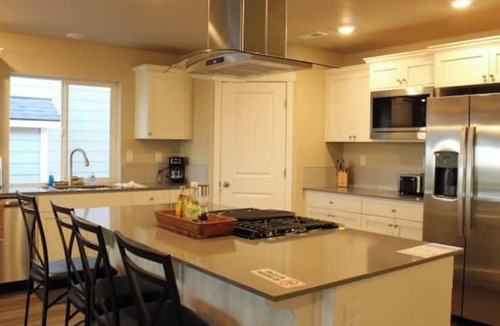 Hermiston House | Cozy and convenient