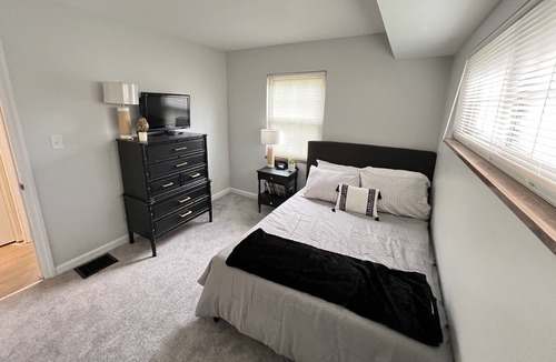 West Price Hill House | Cozy and Modern Home close to Downtown!