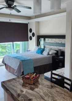 Punta Cancun Apartment | Cozy and Modern