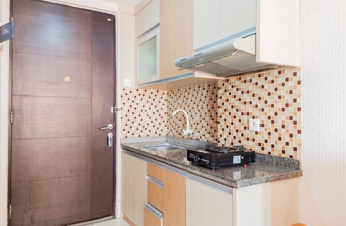 Panunggangan Utara Apartment | Cozy And Nice Studio At Great Western Apartment