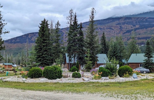 McBride Cabin | Cozy and Relaxing Getaway Cabin #4