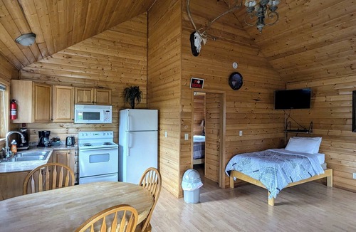 McBride Cabin | Cozy and Relaxing Getaway Cabin #8n