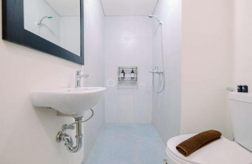 Tajur Halang Apartment | Cozy and Restful Studio LRT City Sentul - Royal Sentul Park Apartment By Travelio