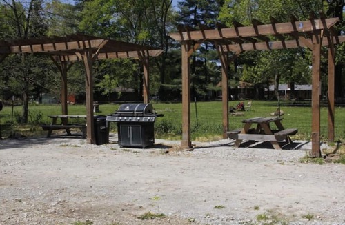 Indianapolis House | Cozy and Rustic Barn Loft, 10 Minutes from downtown!