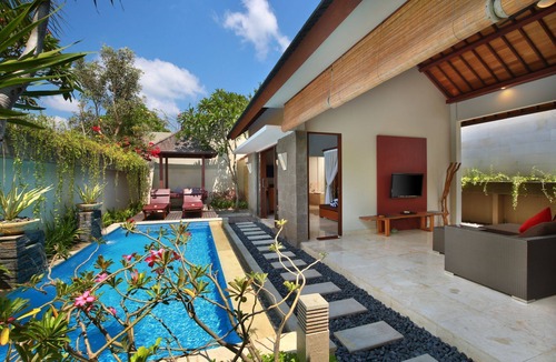 By Pass Ngurah Rai Villa | Cozy and Spacious One Bedroom Deluxe Villa in Jimbaran with a private pool