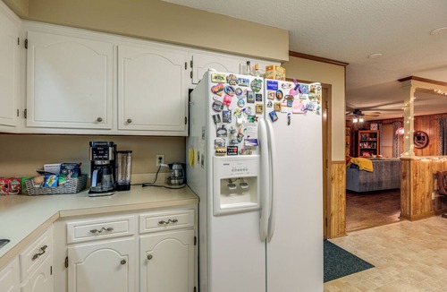Madison House | Cozy and tucked away retreat in Nashville's hidden gem neighborhood