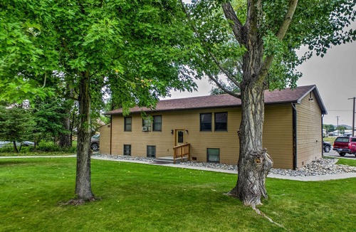 Columbus Apartment | Cozy Angler's Apt - Steps to Trout Fishing River!