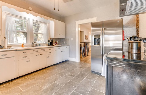 Anna House | Cozy Anna Home Near Southern Illinois Attractions!