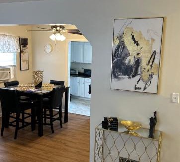 Westwood Apartment | Cozy Apartment 6 miles from Downtown, Cincinnati