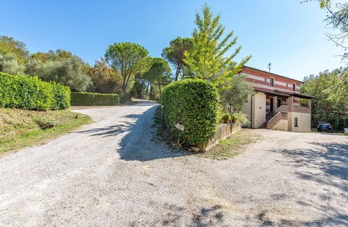 Citerna Apartment | Cozy apartment in Citerna (PG) with outdoor swimming pool